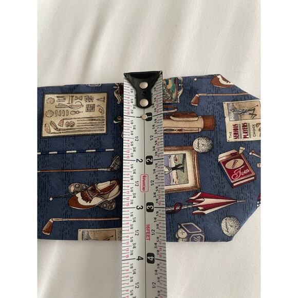 TANGO by Max Raab Golf Theme 100% Silk Tie Approx. 59x3.75 - Picture 4 of 9